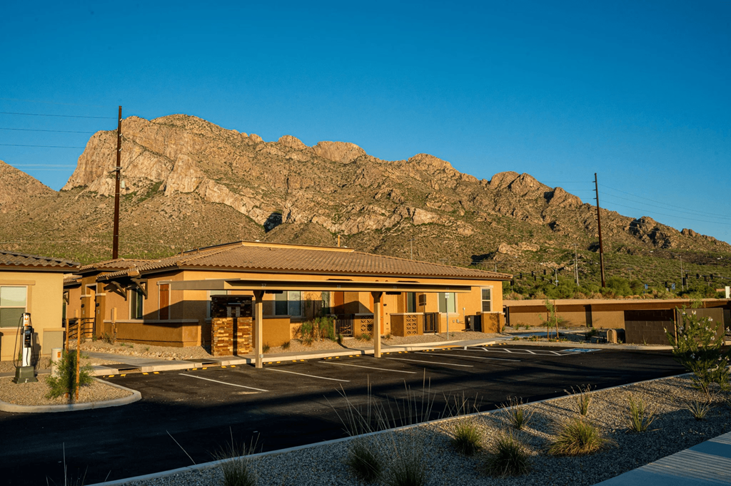 Linda Vista Luxury Rentals in Oro Valley, Arizona Exterior