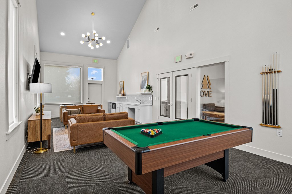 FirGrove_Vancouver_WA_Amenities_PoolTable