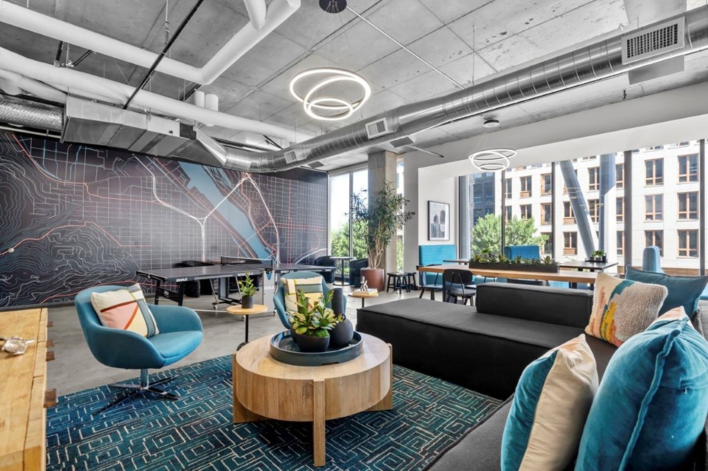 Q21 Apartments in Portland, Oregon Lounge
