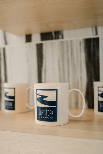 EastForkCommons_LaCenter_Oregon_AmenityGallery_Mugs