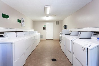 Maple Ridge Apartments Laundry Facility - Photo Gallery 16