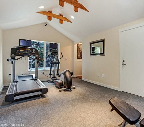 Maybeck at the Bend Apartments Fitness Center in Tigard, OR