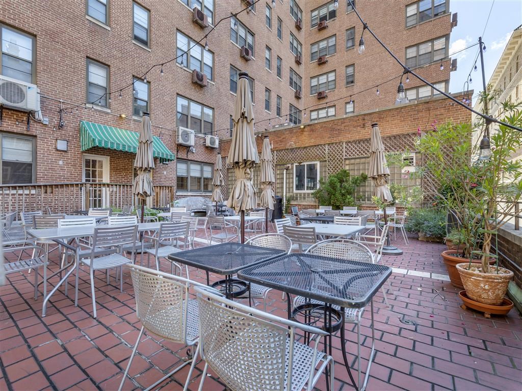 The Broadview Apartments