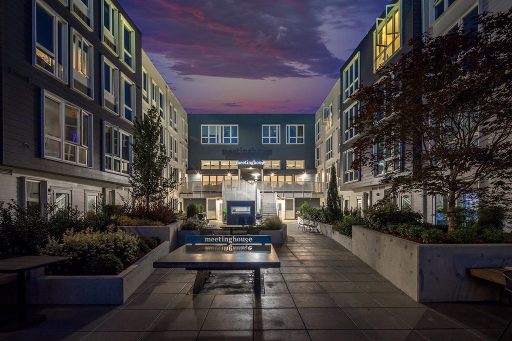 Meetinghouse_Portland_OR_Sellwood_Exterior_Twilight_Courtyard