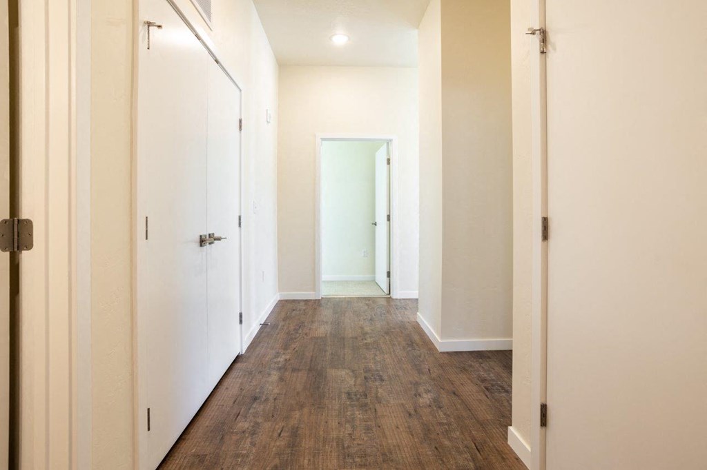 Meritage West Apartment Homes in Boise, Idaho Hallway