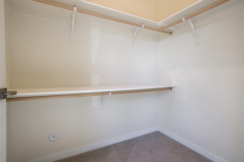 Meritage West Apartment Homes in Boise, Idaho Walk-In Closet