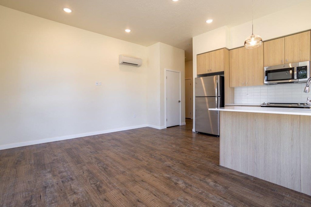 Meritage West Apartment Homes in Boise, Idaho Kitchen and Living Room