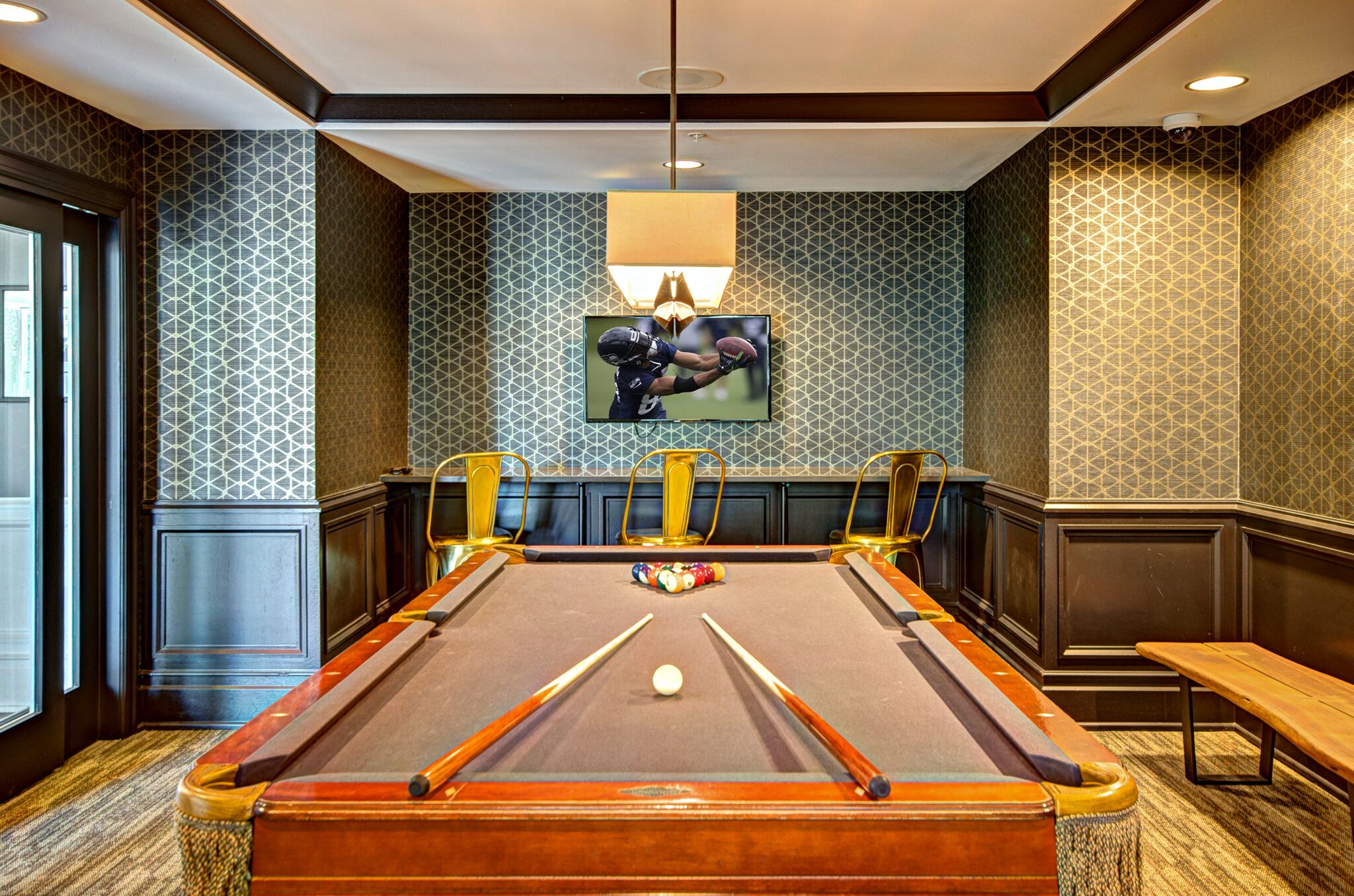 Met Tower Apartments Pool Table and Television
