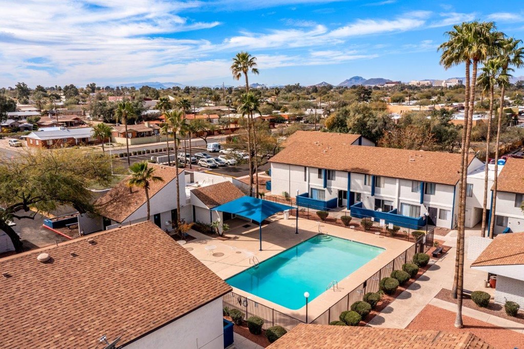 a view of the pool at the resort at camelback