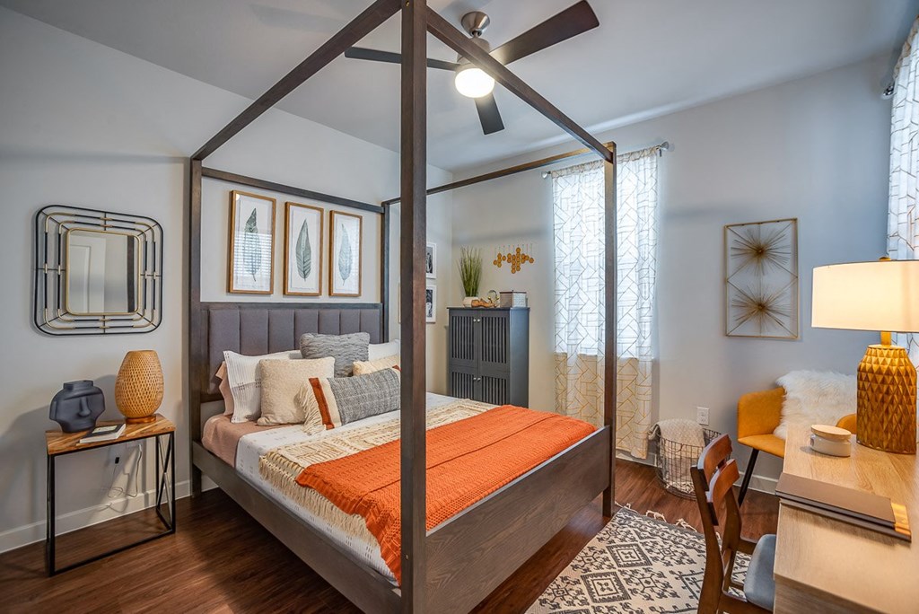 Discovery at the Realm Apartments Bedroom