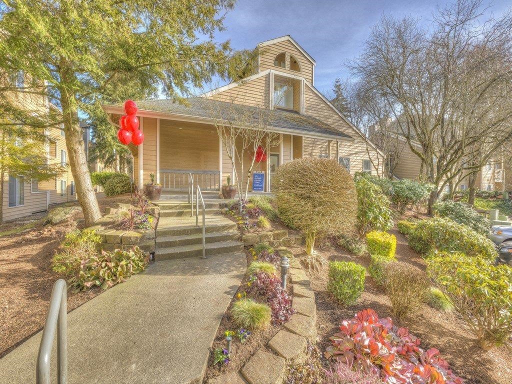 Nickel Creek Apartments in Lynwood, Washington Clubhouse Exterior
