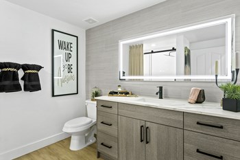 The Nines at Kierland Model Bathroom