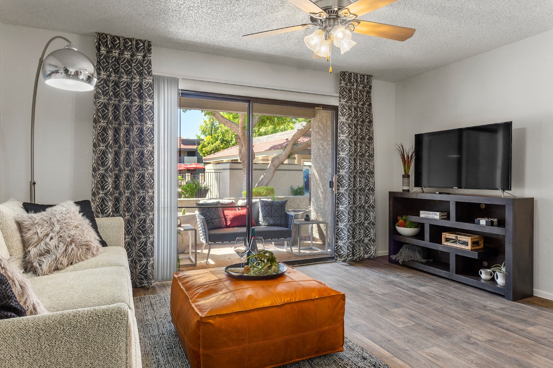 North Mountain Village Apartments in Phoenix, AZ