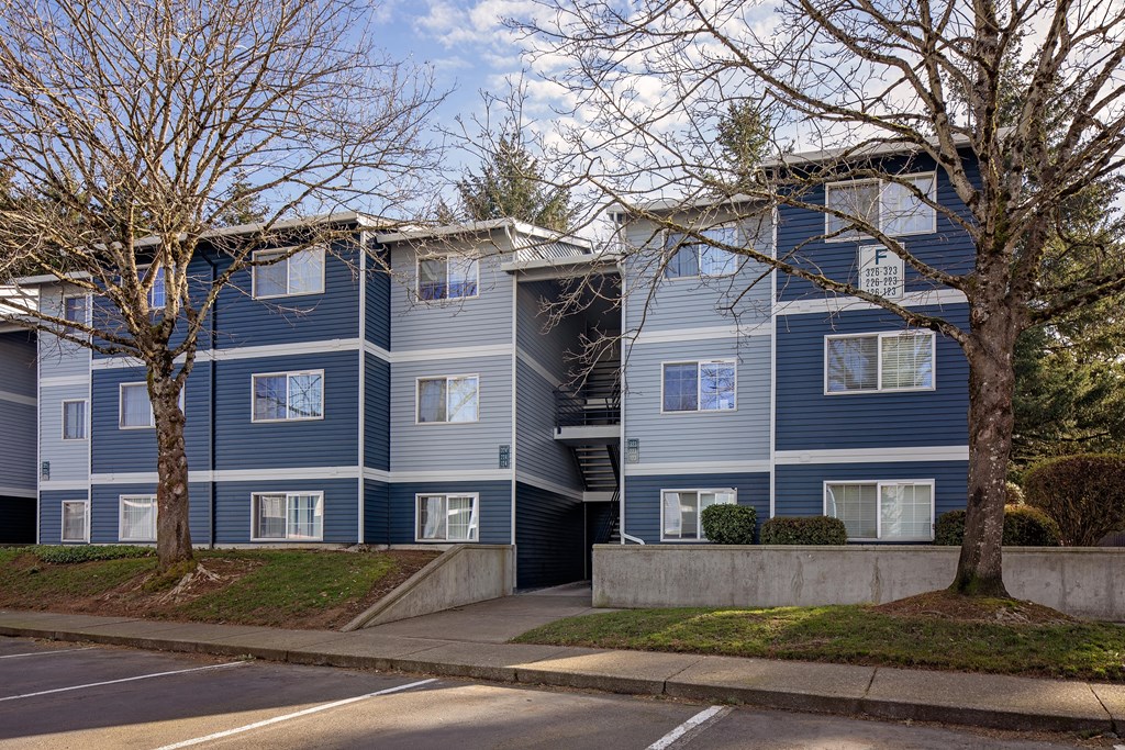 Outlook 16 Apartments exterior view