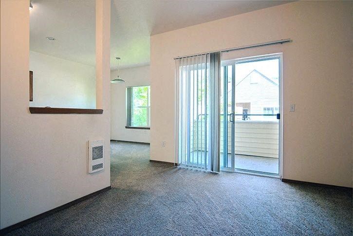 Reedville Commons outdoor patio