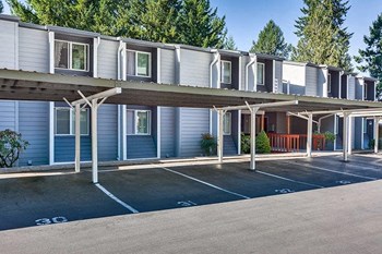 Fairmount Park Apartments exterior building and parking spaces - Photo Gallery 6