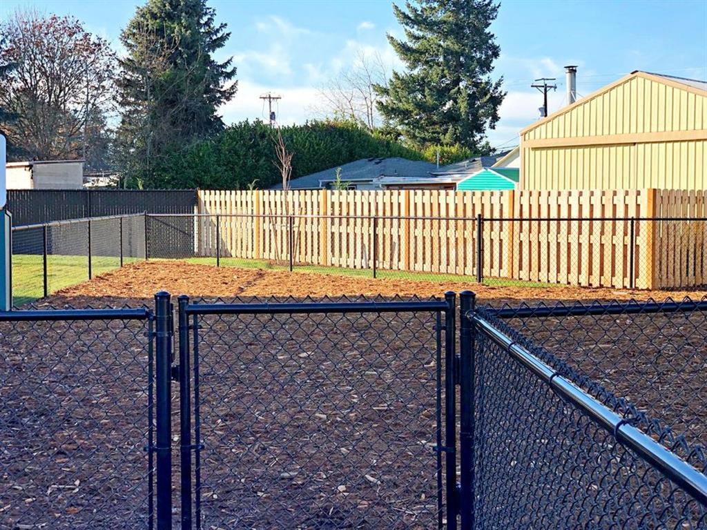 Fruitland Meadow Outdoor Fenced Dog Park