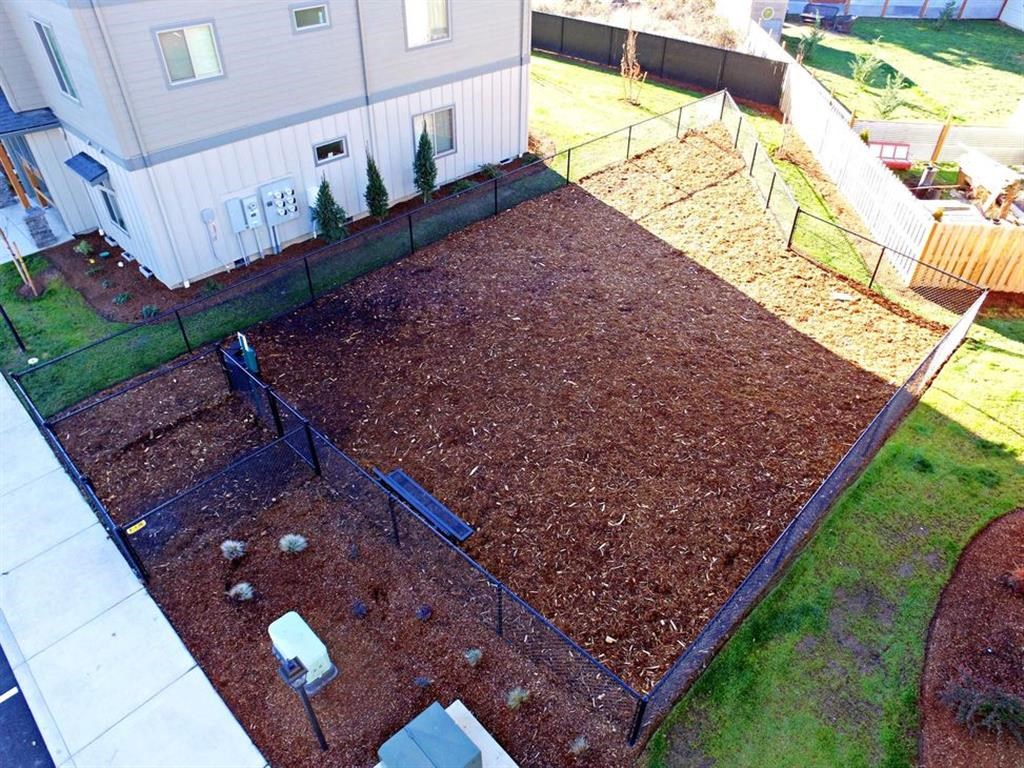 Fruitland Meadow Outdoor Fenced Dog Park