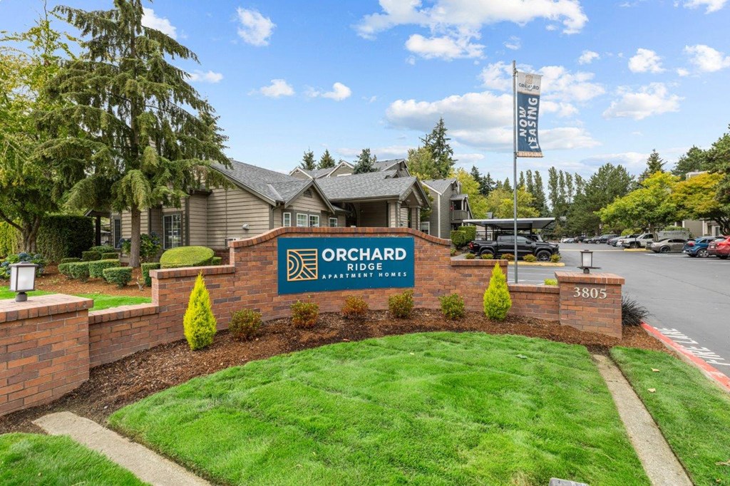 Orchard Ridge Apartments in Lynnwood, Washington Monument Sign