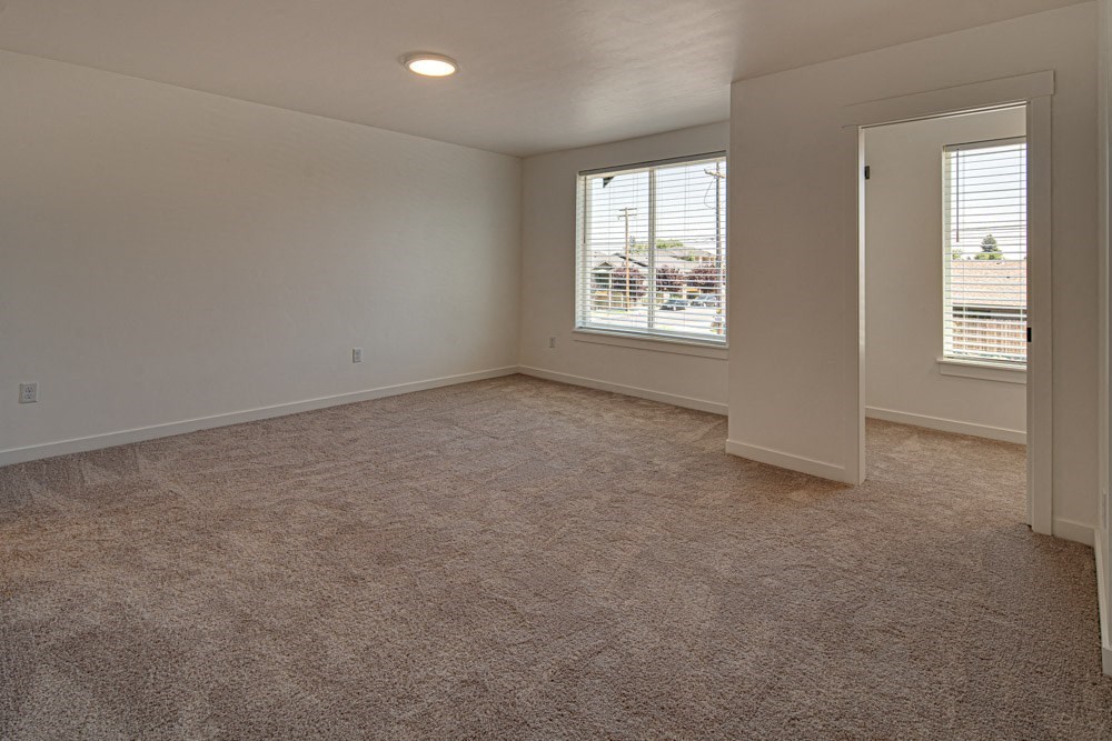 Outpost_44_Bend_OR_Townhomes_Interior_Bedroom_1