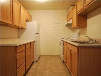 Wisteria Walk Apartments Kitchen Wisteria Walk Apartments Kitchen - Photo Gallery 2