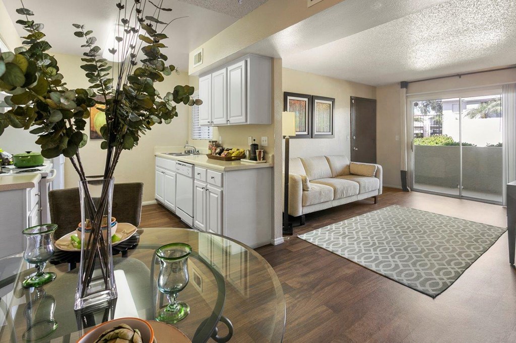 Palm Crest at Station 40 Model Dining Area and Kitchen