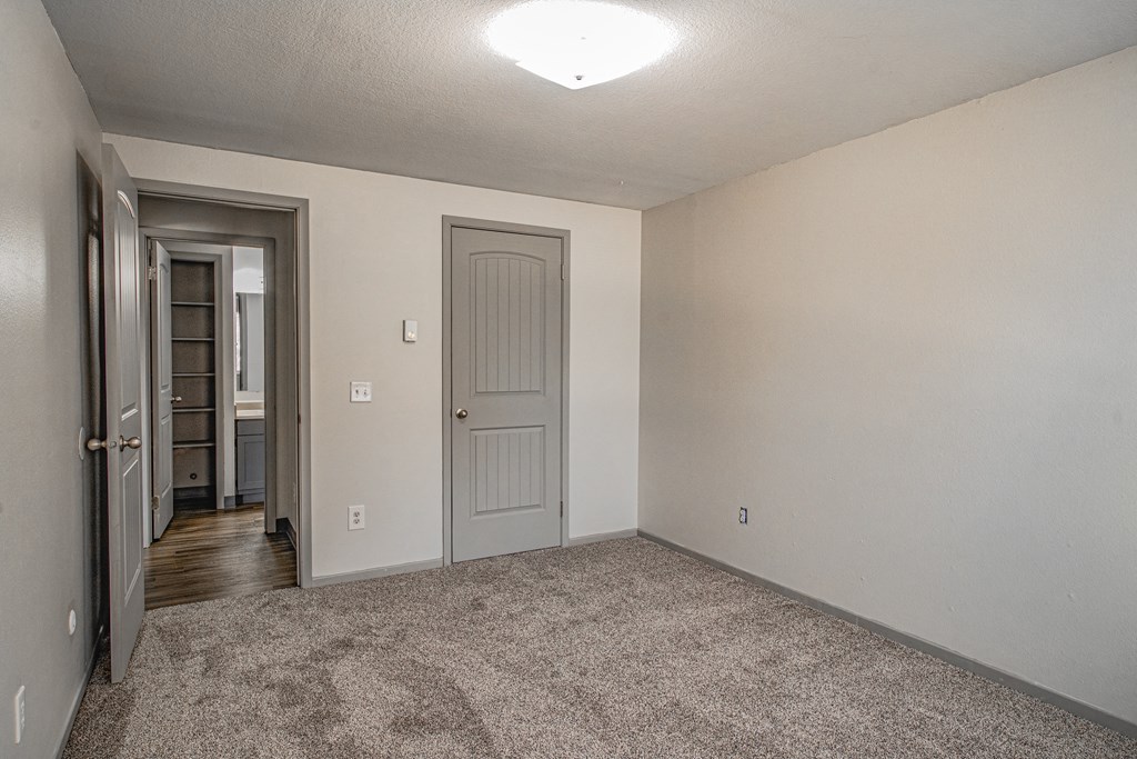 Philippi Plaza Apartments bedroom