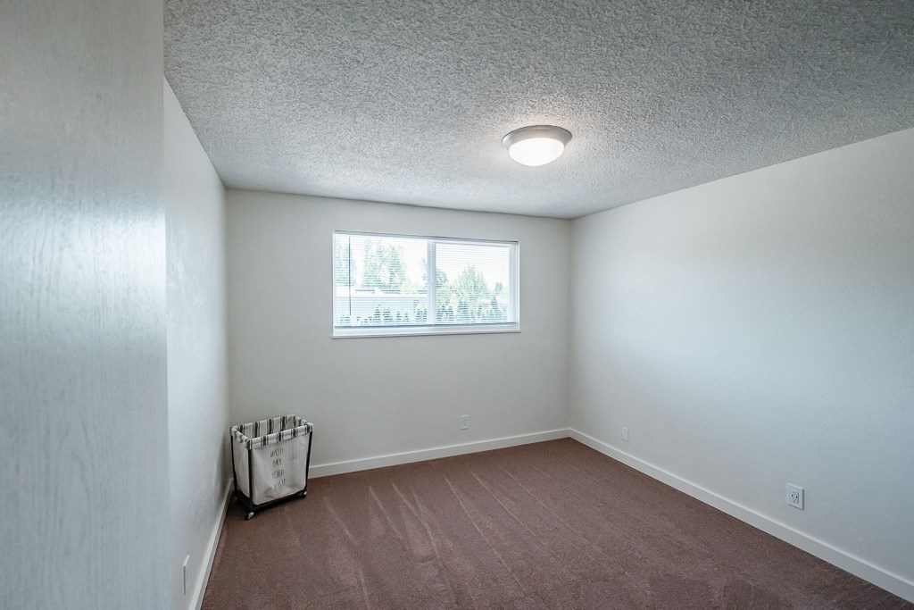 The Clairmont Apartments in Eugene, OR