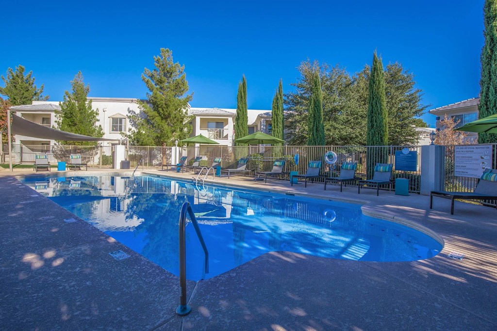 Port Royale Luxury Apartment Homes in Sierra Vista, Arizona Pool with Lounge Chairs
