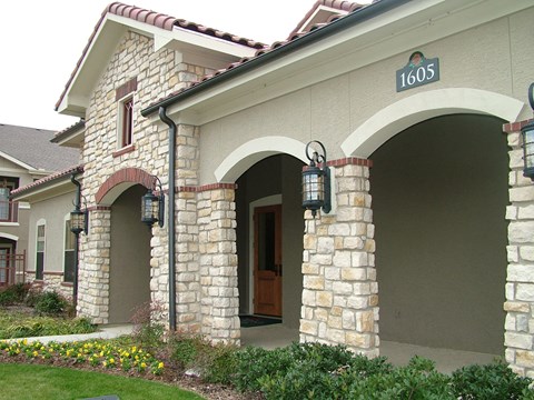 Rosemont of Lancaster Apartments Exterior Leasing Office