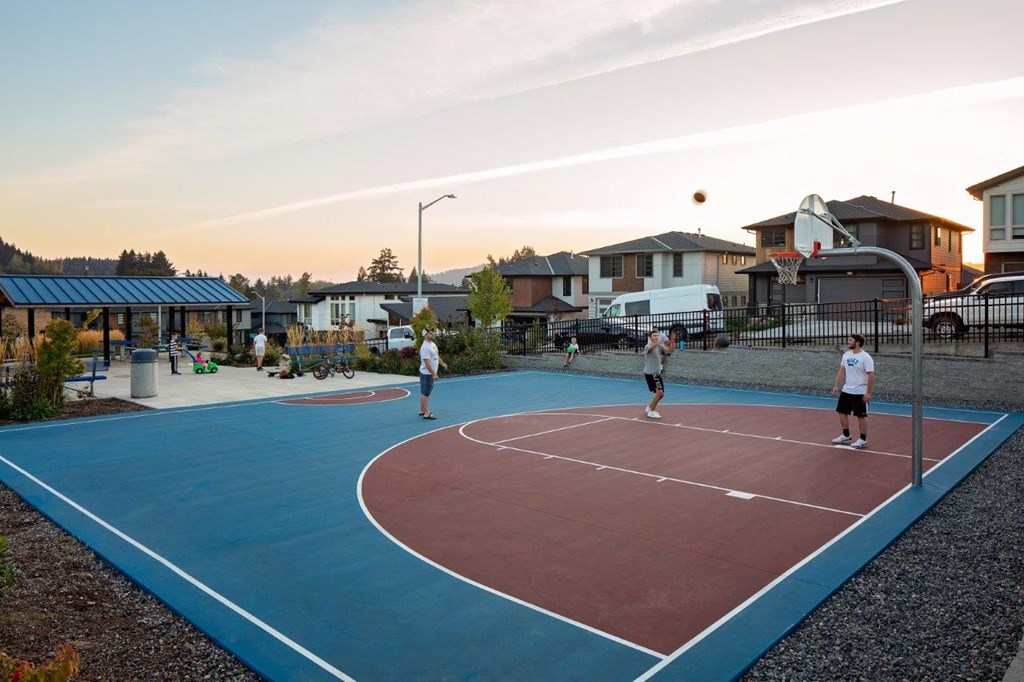 Residences at Butler Creek Basketball Court