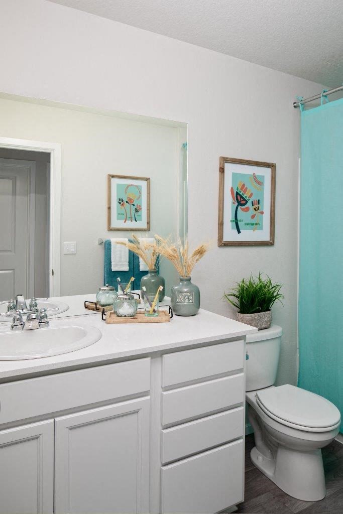 Residences at Butler Creek Model Bathroom