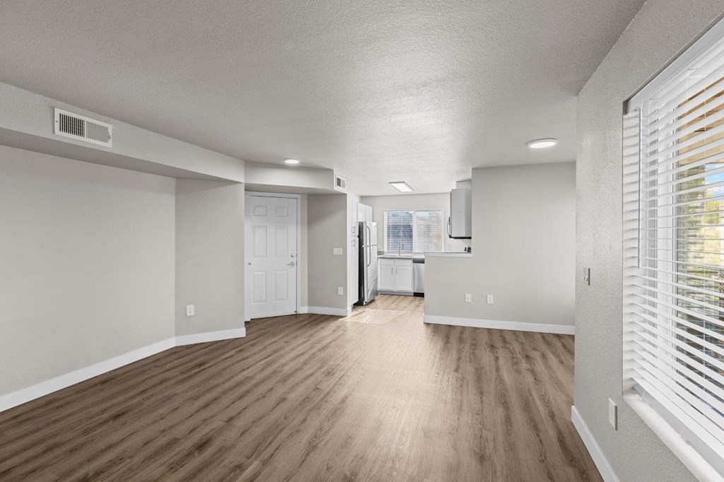 Riverpointe Apartments in Richland, Washington Living Room