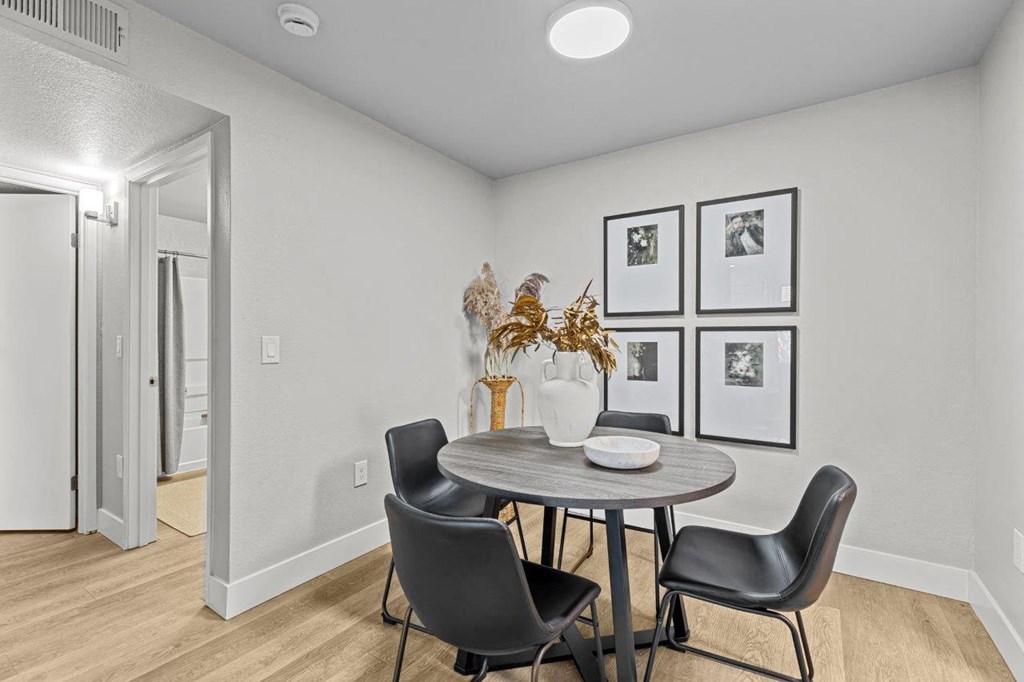 Riverpointe Apartments in Richland, Washington Model Dining Room
