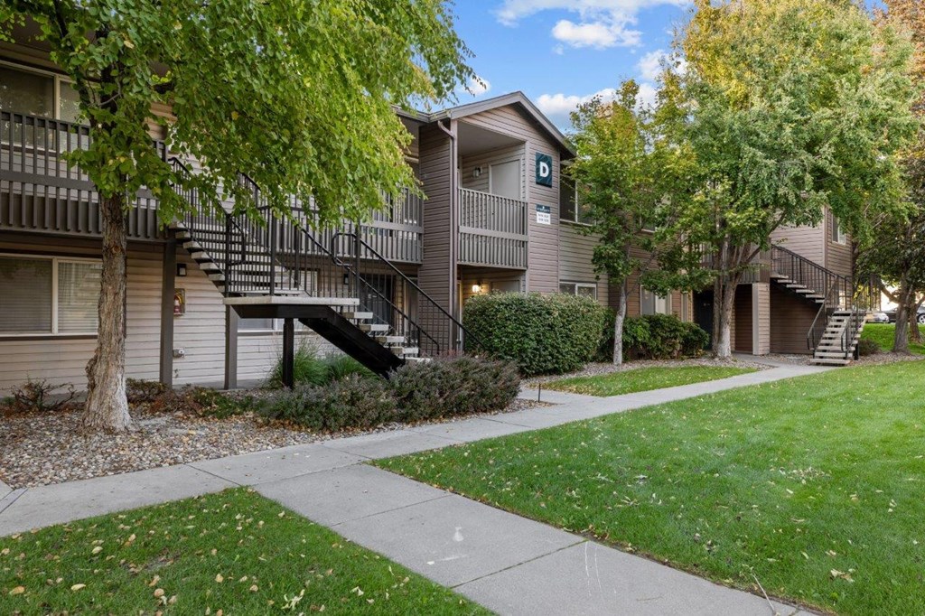 Riverpointe Apartments in Richland, Washington Exterior