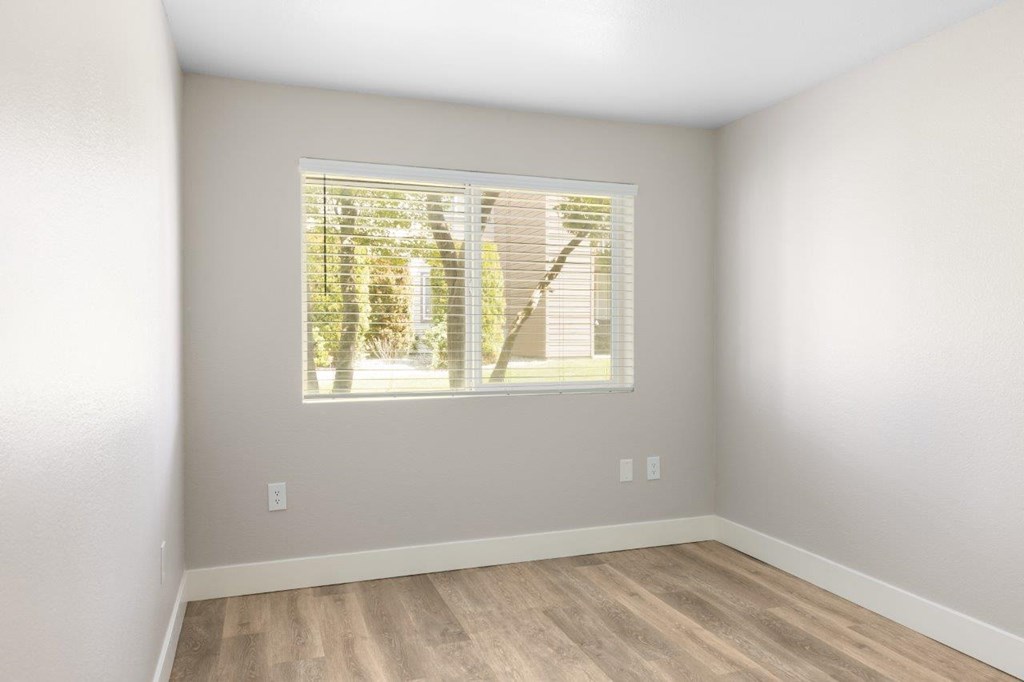 Riverpointe Apartments Model Bedroom