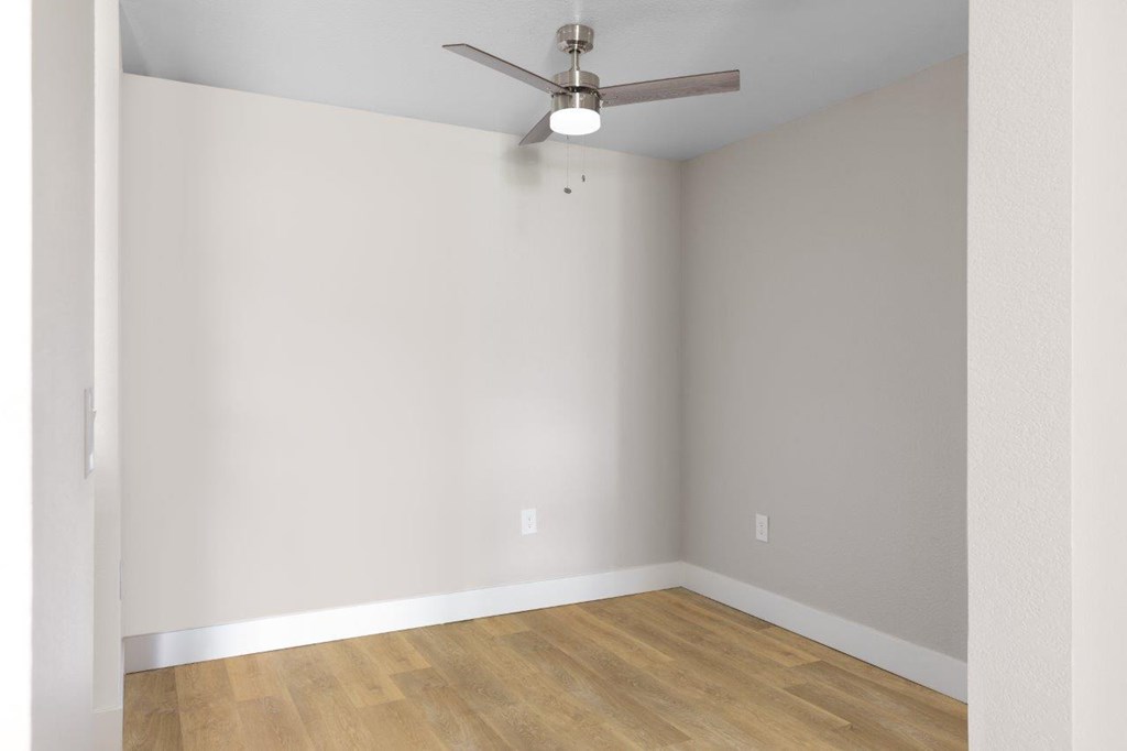 Riverpointe Apartments Model Bedroom