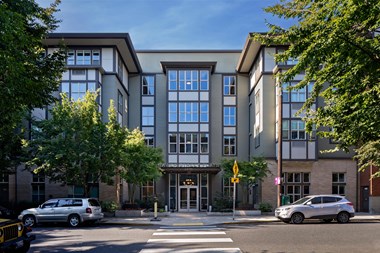 Savior Street Flats Apartments Exterior and entryway