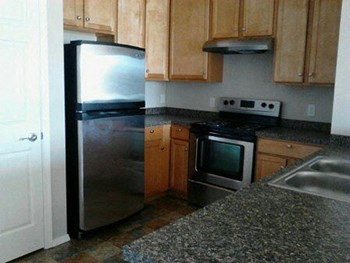 Ashlyn Place Apartments Kitchen Ashlyn Place Apartments Kitchen - Photo Gallery 3