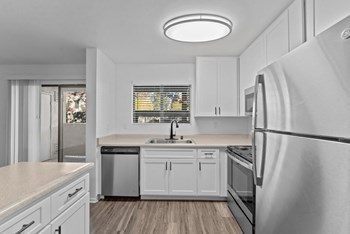 Northtowne Summit Model Kitchen Northtowne Summit Model Kitchen - Photo Gallery 3