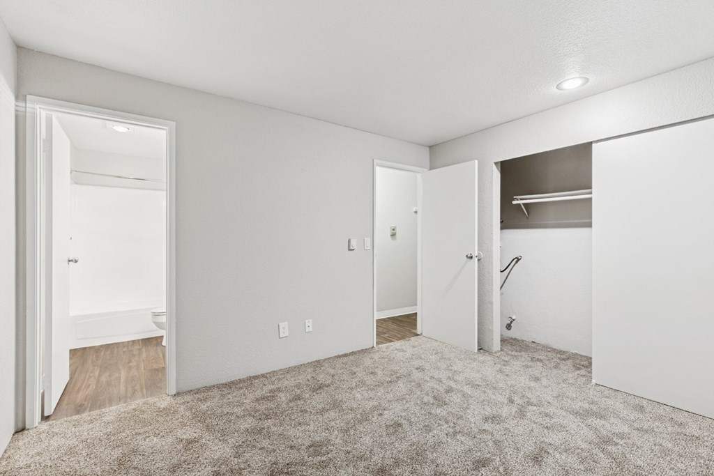 Carpeted Bedroom at Saratoga, Everett, 98204