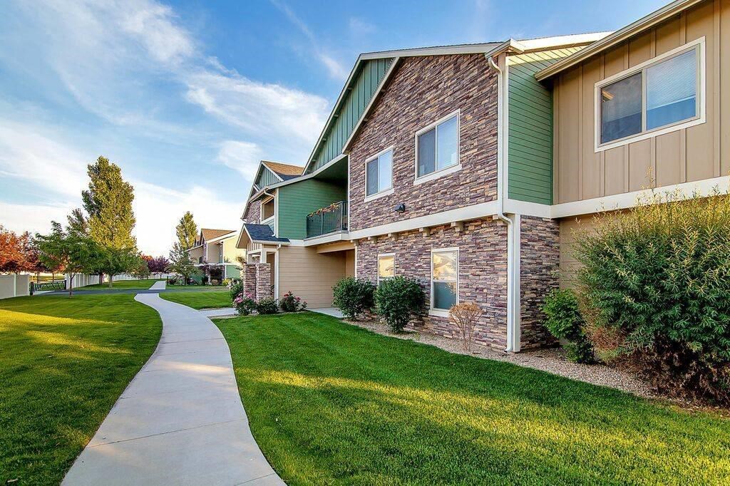 Selway Apartments in Meridian, Idaho Exterior