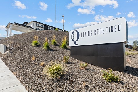 the living redeemedd sign in front of a building