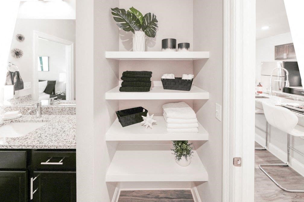 Silver Oaks Additional Bathroom Storage