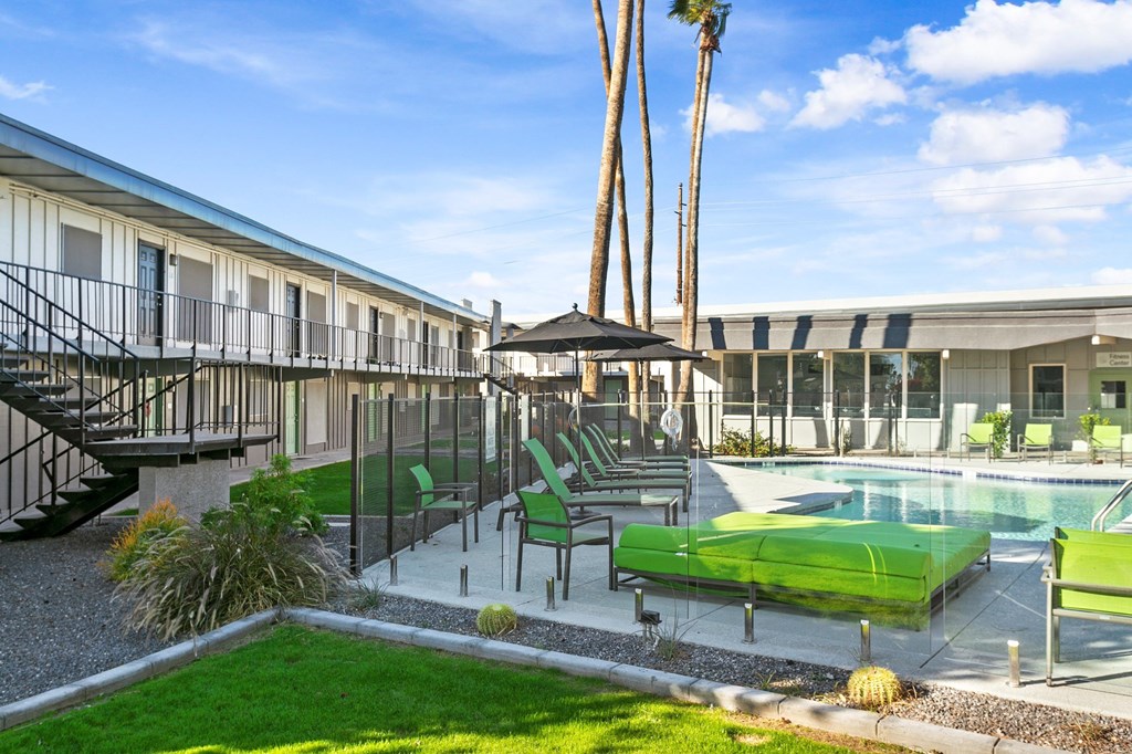 SITE Scottsdale Pool with Lounge Chairs