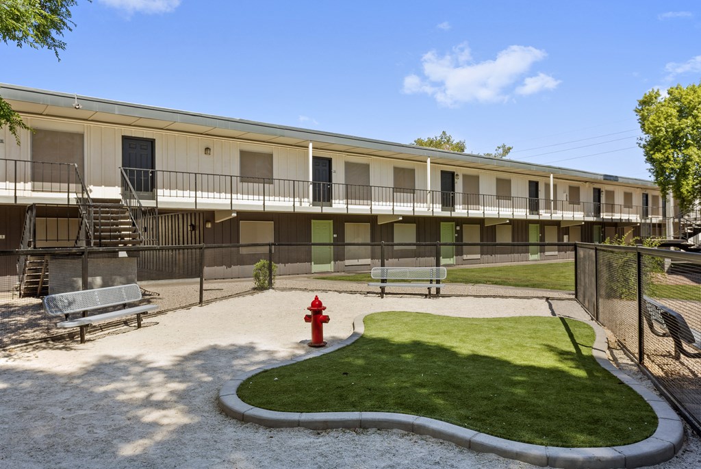 SITE Scottsdale Exterior Landscaping