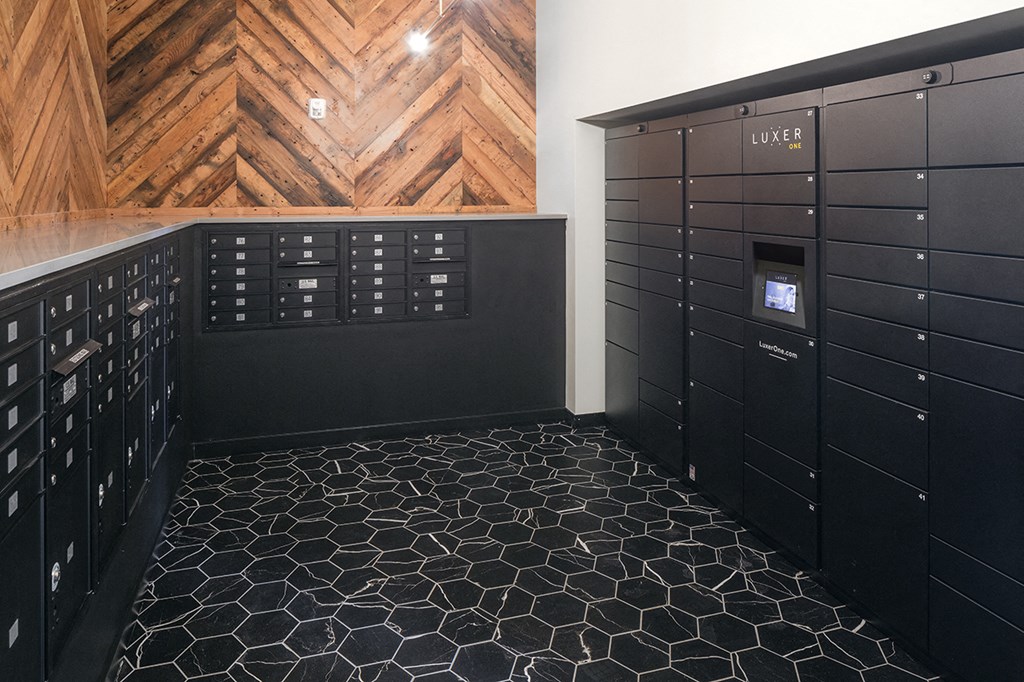 Slabtown Flats Package Receiving