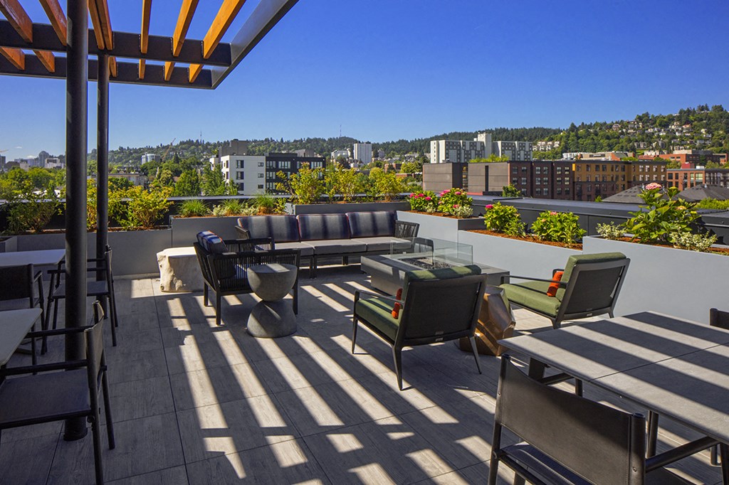 Slabtown Flats Rooftop Seating