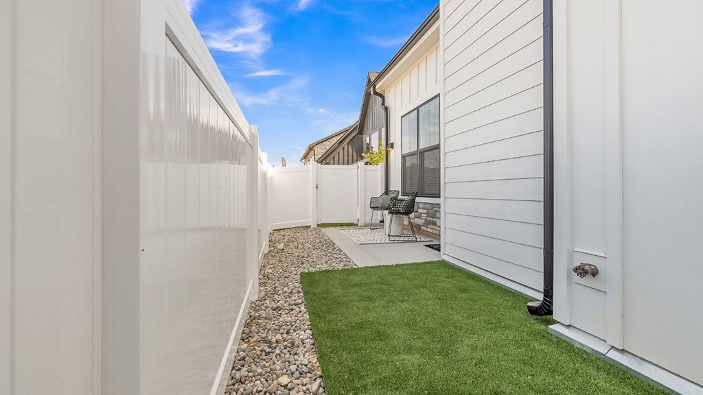 Slate at Fishers District Modern Villas and Townhomes in Fishers, Indiana Private Yard