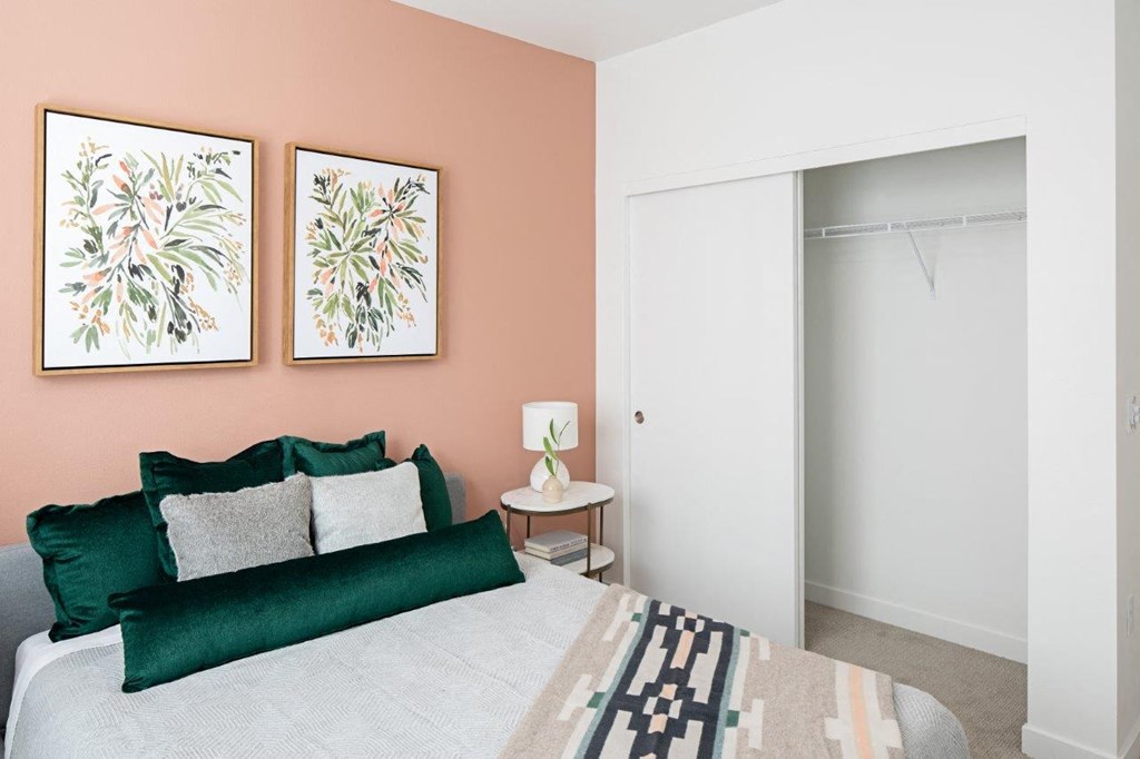 South Ridge Apartments Model Bedroom